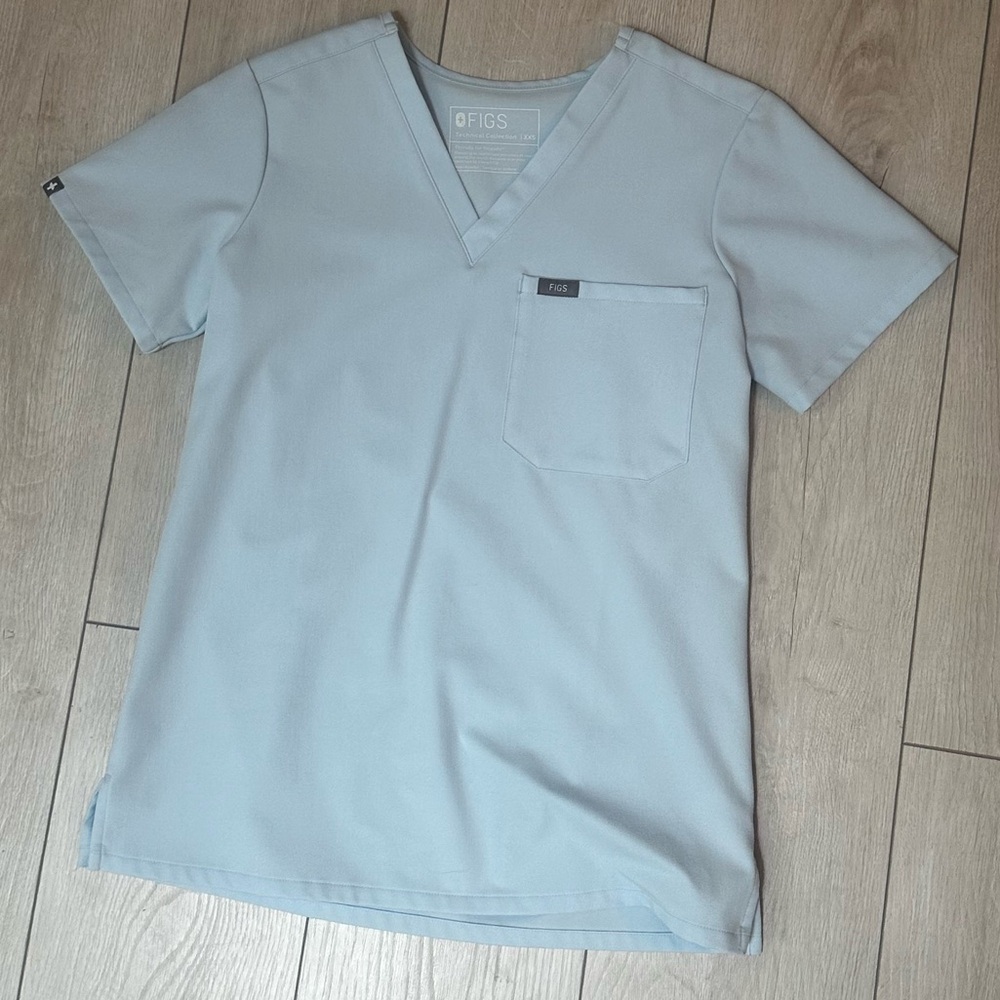 Figs Light Gray Women's Scrub Top and Joggers